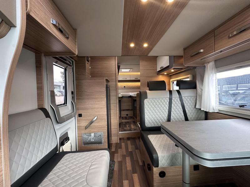 Weinsberg CaraSuite 700 ME 5p,Maxi,Ensuite bad 0256  foto: 7