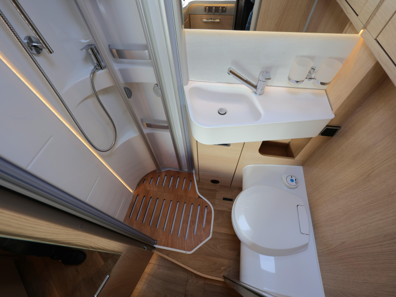 Hymer BMC-T WhiteLine 600 Lithium/Omvormer/Solar  foto: 14