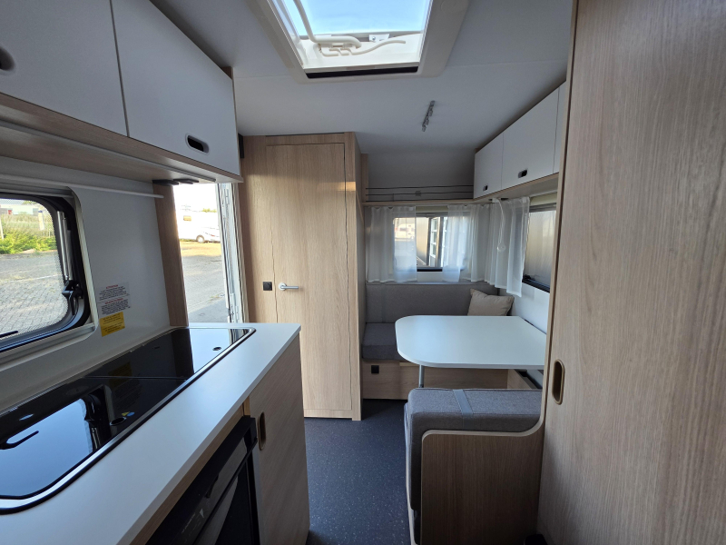 Adria Aviva 400 PS Foto: 11