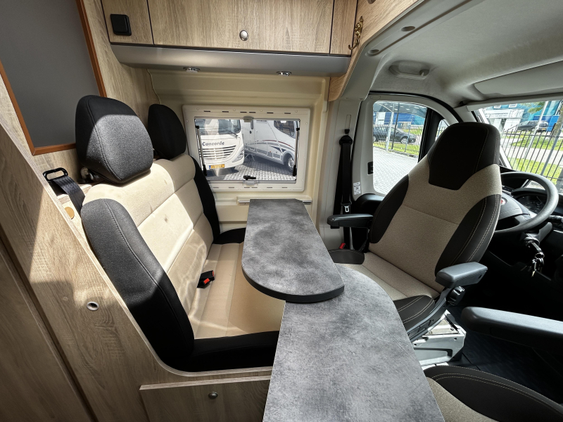Clever Tour 540 2016/Euro-5/Cama transversal/5.4M foto: 15