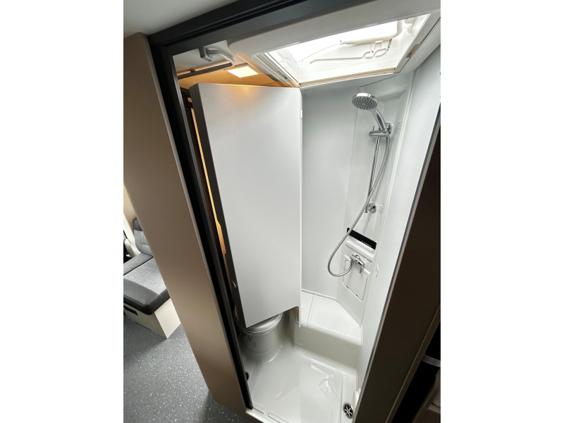 Adria Compact Select DL Grote koelkast, Luifel  foto: 16