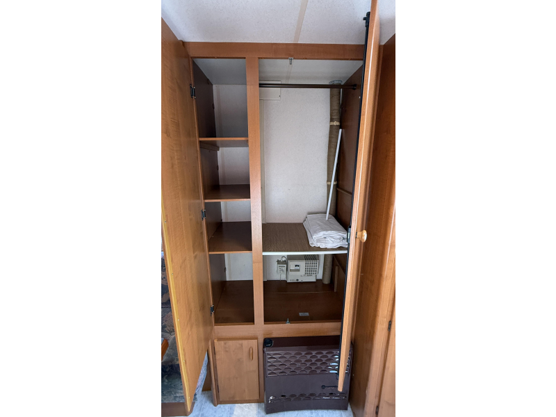 Hobby Excellent 470 Rundsitzbett Toilette Foto: 4