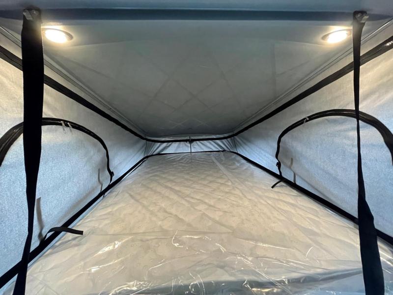 Forster V 636 EB 160hp Single Beds and Pop-top Roof photo: 14