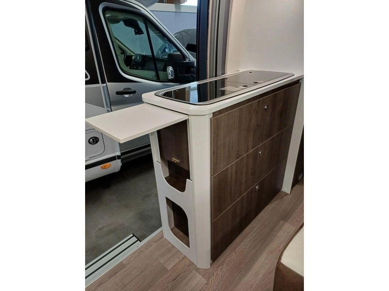 Benimar Benivan 160 PS NU MET €14.000 KORTING  foto: 8