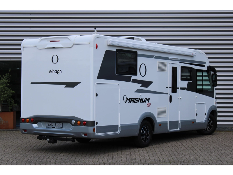 Elnagh Magnum 582 140PK Queensbed Dakairco  foto: 2