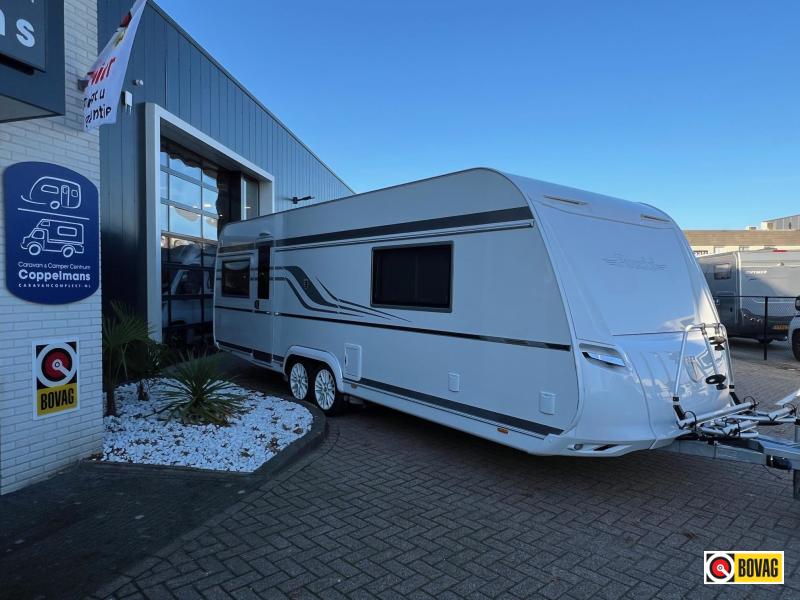 Tabbert Puccini 685 DF queensbed, mover, airco  foto: 0