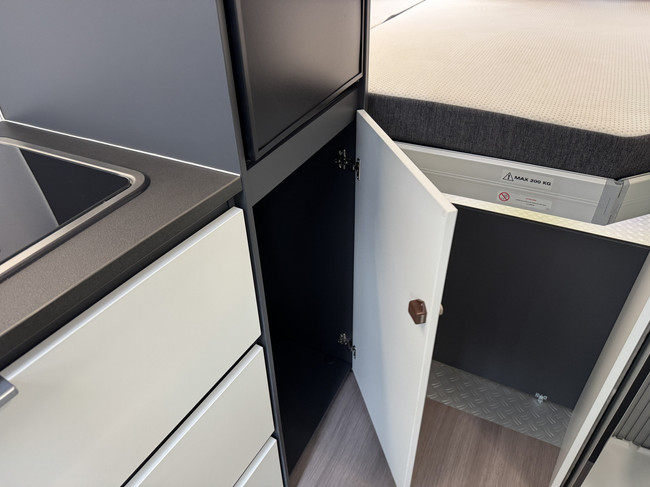 Adria Twin Supreme 640 SGX 140 PS AUTOMATIK 9-Gang Euro6 Fiat Ducato 8 Maxi **L&auml;ngsbetten h&ouml;henverstellbar/4 Sitzpl&auml;tze/Dachklimaanlage Foto: 16