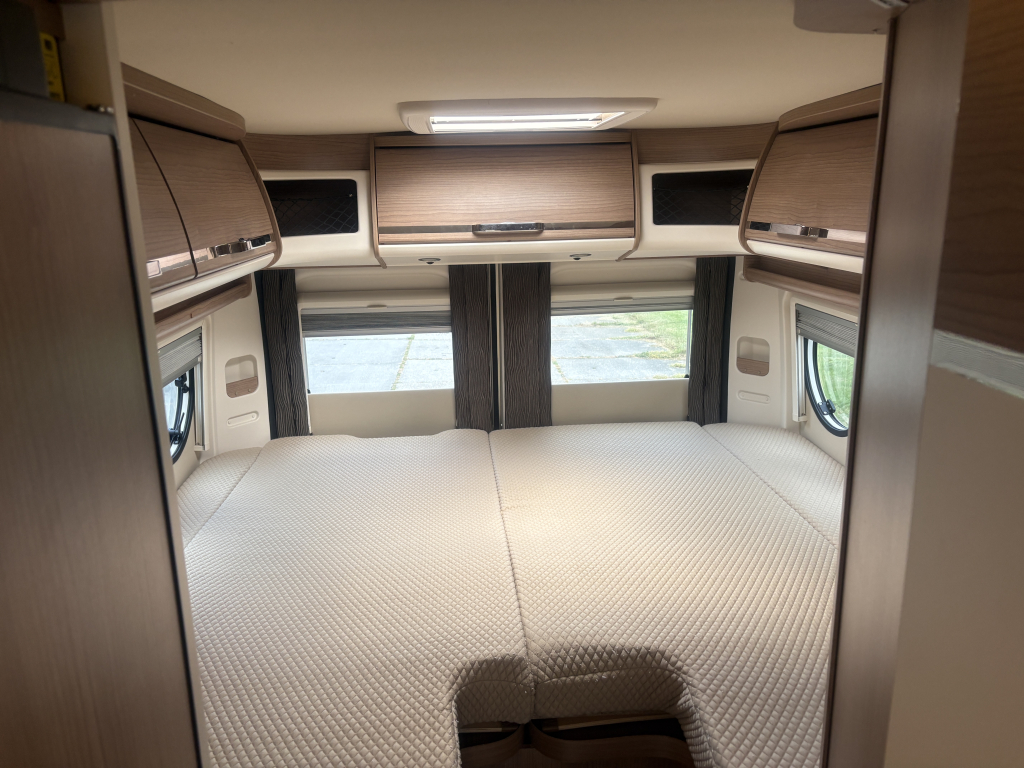 Carthago Malibu Charming LE GT640 2.3 Turbo 150pk photo : 12