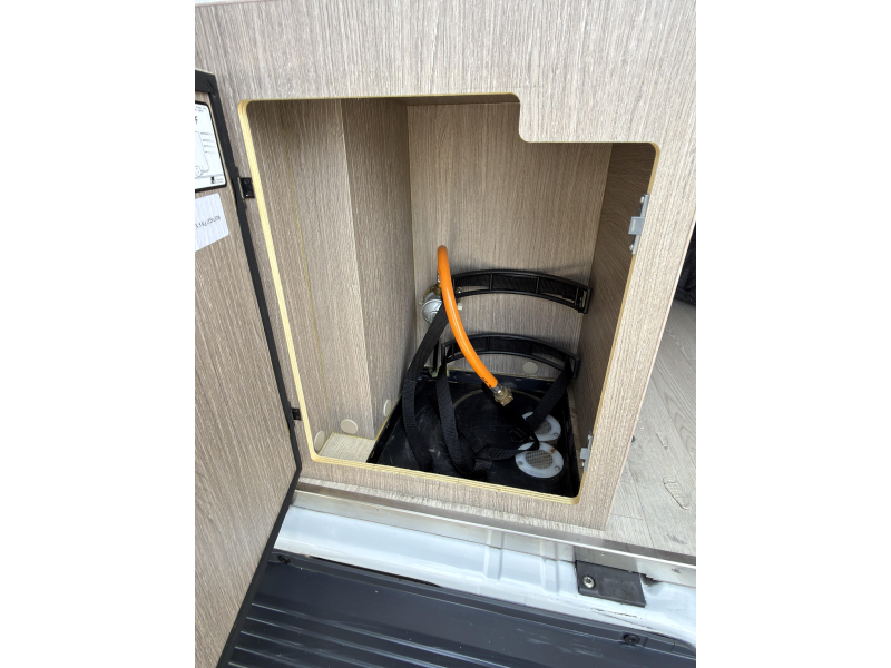 Chausson Twist 594 V 4-persoons  foto: 21