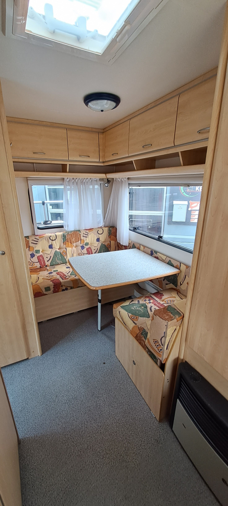 DETHLEFFS Family, Lichtgewicht caravan met voortent foto: 9