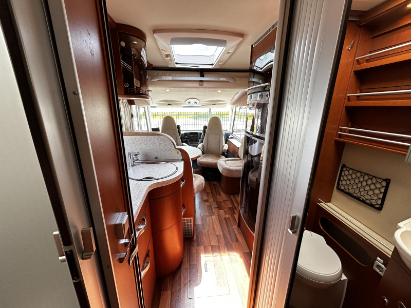Hymer B594 Dwarsbed/Hefbed/2011/6.9M  foto: 8