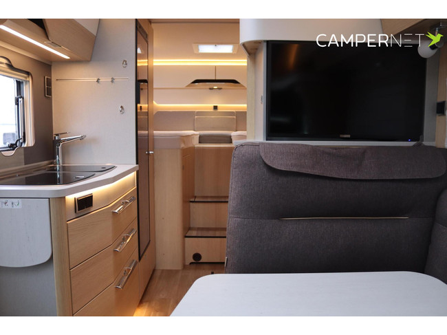 Hymer BMC-T 580 177 PS Automatik | 1. Besitzer | Wechselrichter | L&auml;ngsbetten | 2. Wohnraumbatterie | Solarpaneele | Hymer SLC Chassis | Foto: 9