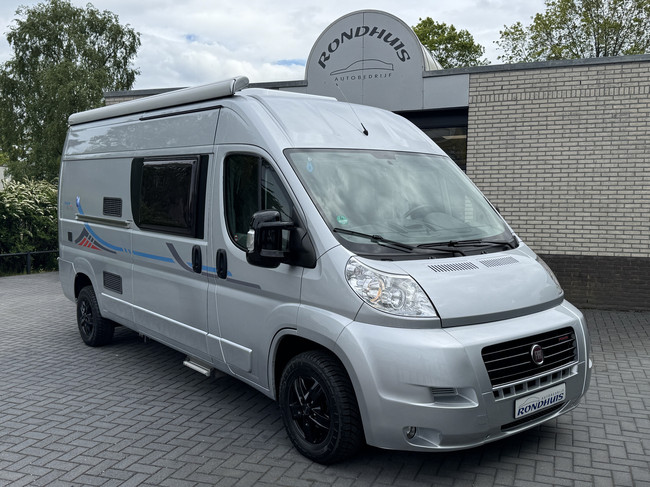 Adria Twin 600 158 cv Fiat Ducato 3.0 AUTOM&Aacute;TICO **Solo 6 metros/Cama transversal grande/4 asientos/Toldo/Panel solar/Portabicicletas/JBL/Ver foto: 2