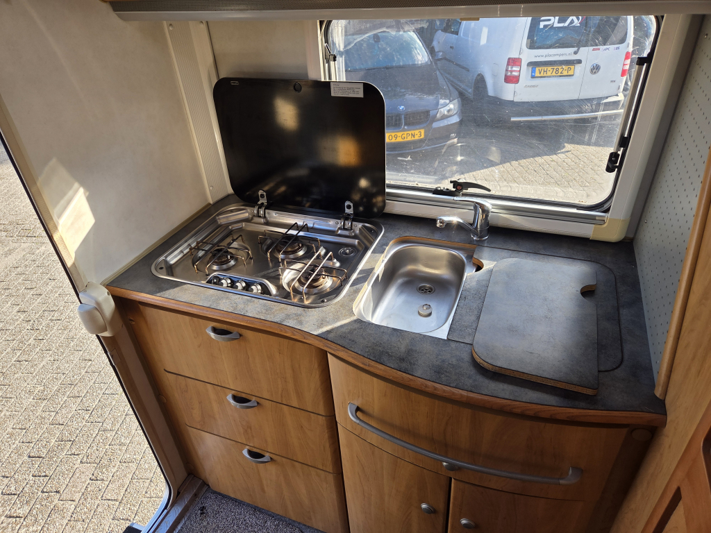 Hymer  B584 Fiat/Alko 2.8jtd 2003 foto: 8