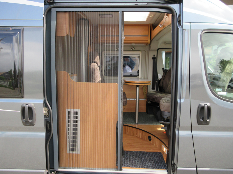 Pössl Roadstar 540 COMPACTE BUSCAMPER 130 PK  foto: 15