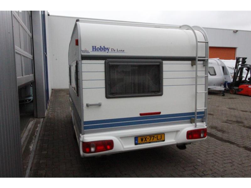 Hobby De Luxe 400 SF Voortent + voortentluifel  foto: 3