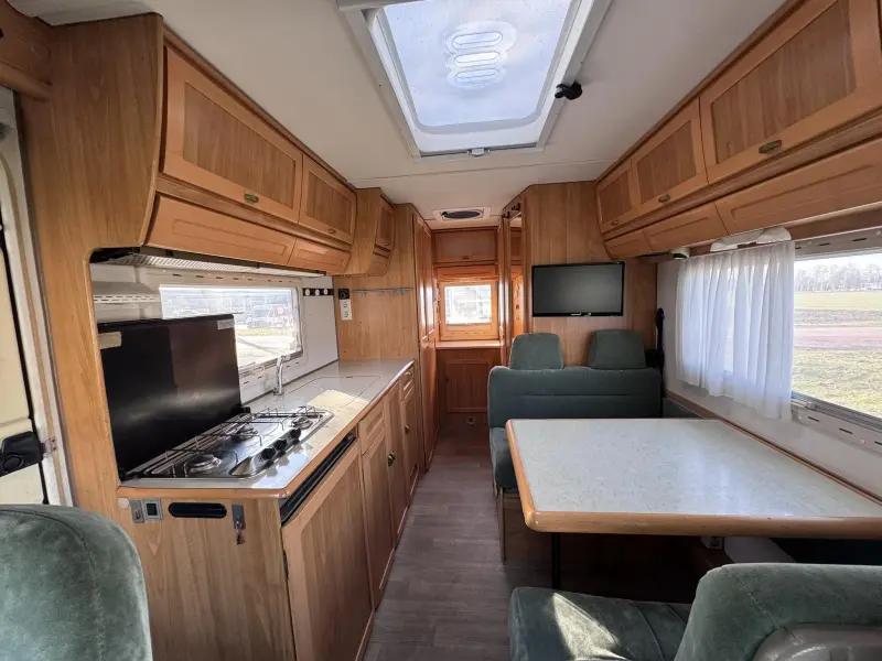 Hymer B564  foto: 17