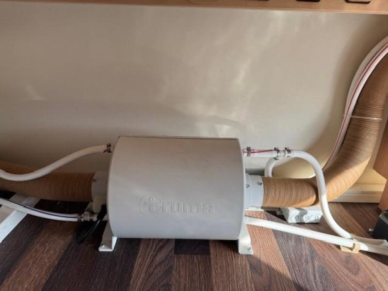 Knaus Sport 400 QD kleine caravan  foto: 19