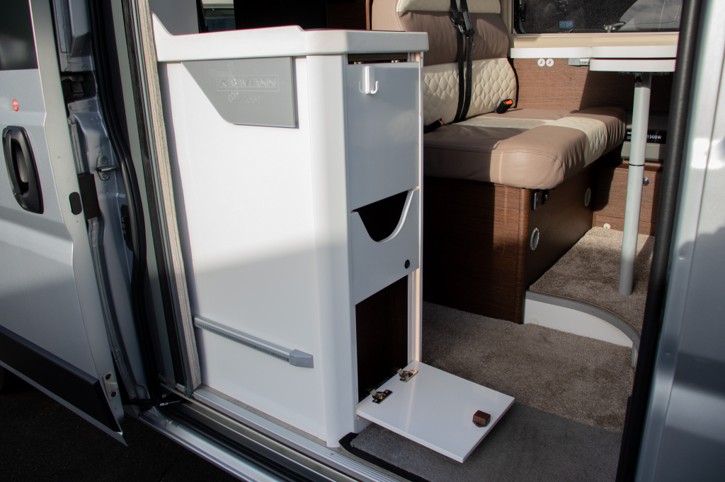 Karmann Davis 590 Skyroof foto: 28