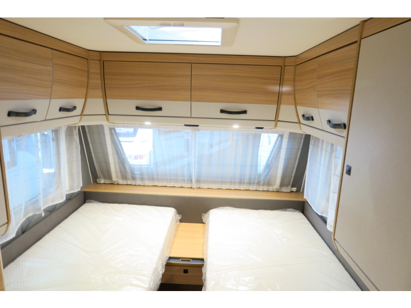 Dethleffs Summer Edition 460 EL AIRCO+FLOOR HEATING photo: 17