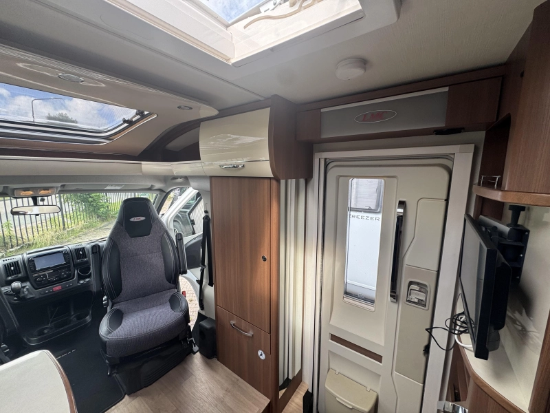 LMC Passion T672 AUTOMAAT  foto: 11