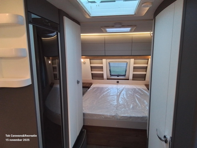 Hobby Excellent Edition 540 UFF met queensbed  foto: 6