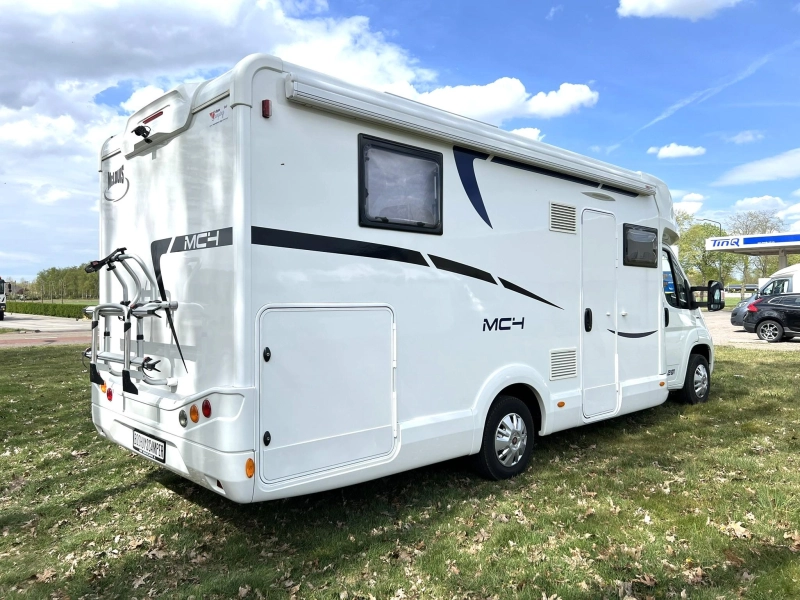 McLouis MC4 281 Cama Queen y cama elevable foto: 1