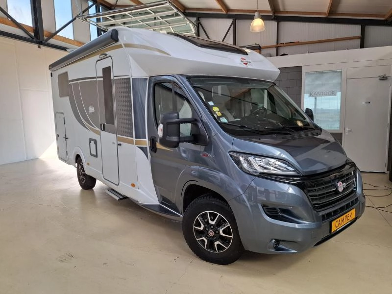 Bürstner Ixeo T 690 G Enkele Bedden 2x Airco  foto: 3
