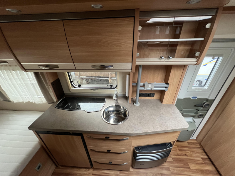 Knaus Sudwind 420 QD photo : 7
