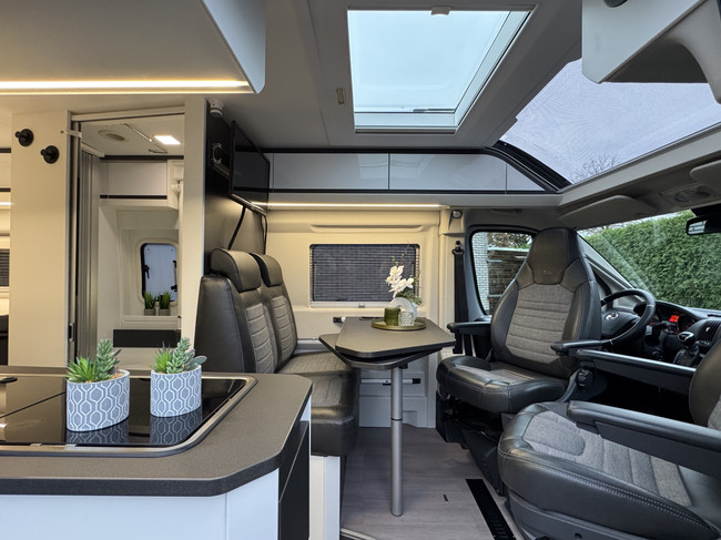 Adria Twin Supreme 640 SLB 160 pk AUTOMAAT 9-Traps Euro6 Fiat Ducato Maxi 4250 kg **Enkele lengtebedden/4 zitplaatsen/XXL Koelkast/Dak foto: 6