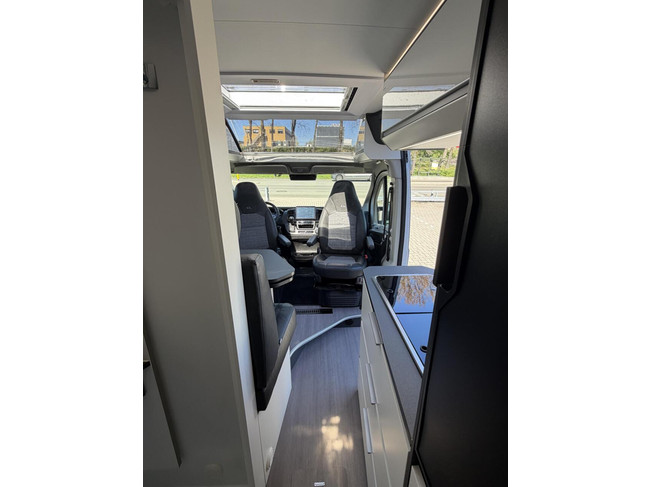 Adria Twin Supreme 640 SGX 9T-Automatic Solar Panel Lithium Maxxfan photo: 20