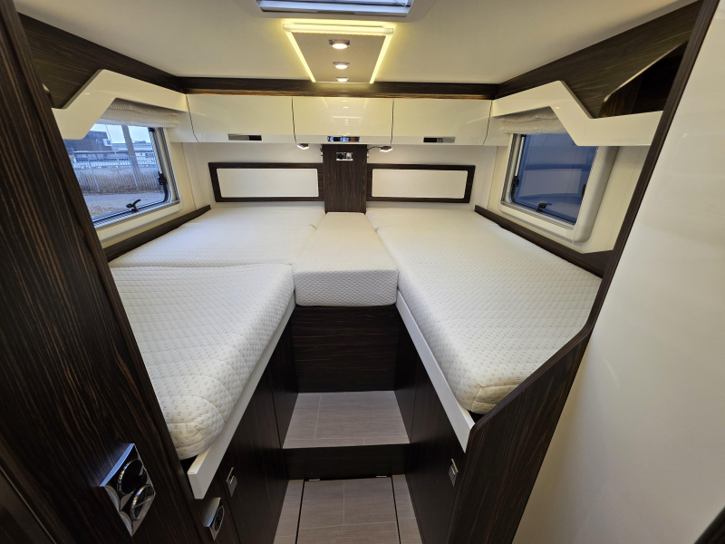 Bürstner Elegance 728 G  foto: 11