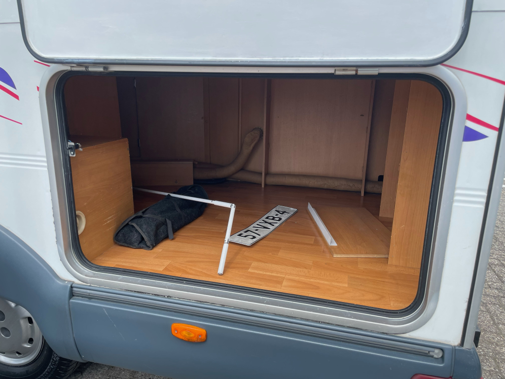 Ci CARIOCA 15P FRANZ&Ouml;SISCHES BETT GER&Auml;UMIG 6.60 M SOLARPANEL Foto: 18