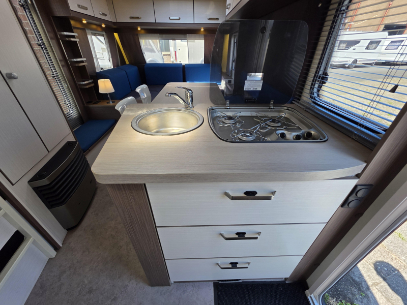 Knaus Lifestyle 550 LK Lounge & Stapelbed  foto: 10
