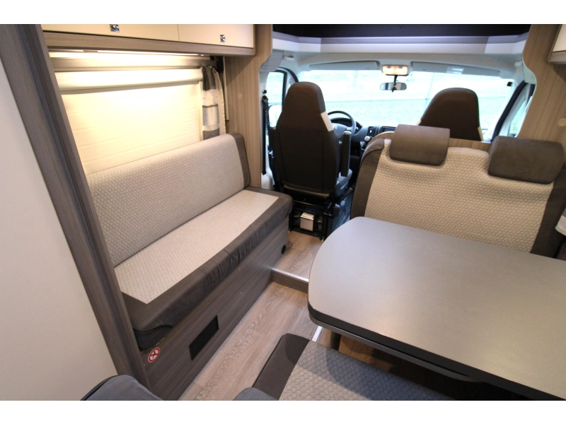 Hobby Optima Ontour 65 HKM 6 persoons / Stapelbedden  foto: 12