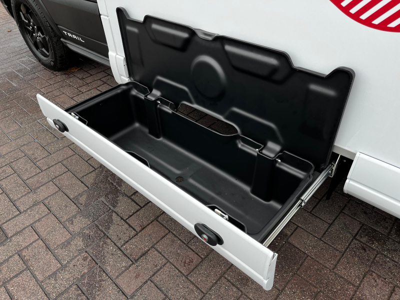 Pilote Atlas A690GJ Camper, Lengtebedden  foto: 10