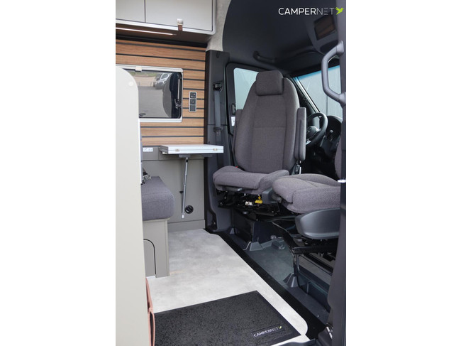 Hymer Grand Canyon S 700 190 PS Automatik 4x4 | Premium-Paket | L&auml;ngsbetten | Lithium | Markise | 6.97m | Dieselheizung | Sitzheizung Foto: 7