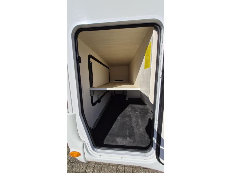 Chausson Welcome 711 TL Asiento redondo para 4 personas foto: 19