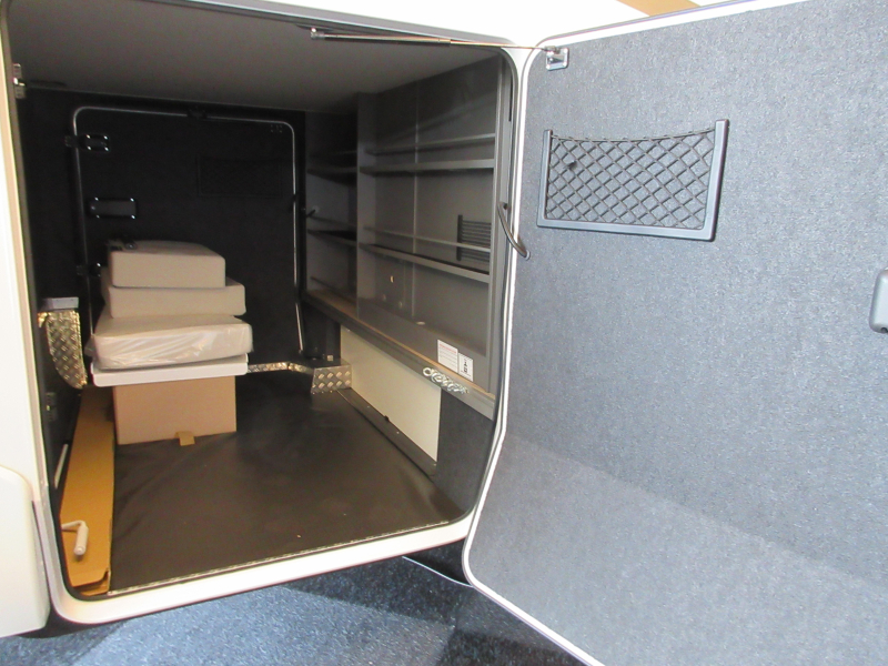 Hymer B-MC T 600 SLC double floor photo: 19