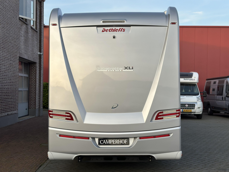 Dethleffs Globetrotter 7850 XLI DBM Premium, Meubles hauts photo : 3