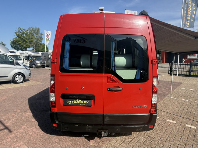 Renault Master autocaravana autom&aacute;tica, interior de lujo, cama transversal, aire acondicionado, control de crucero, c&aacute;mara, navegador, toldo, panel solar, maxxfan, enganche de remolque foto: 6