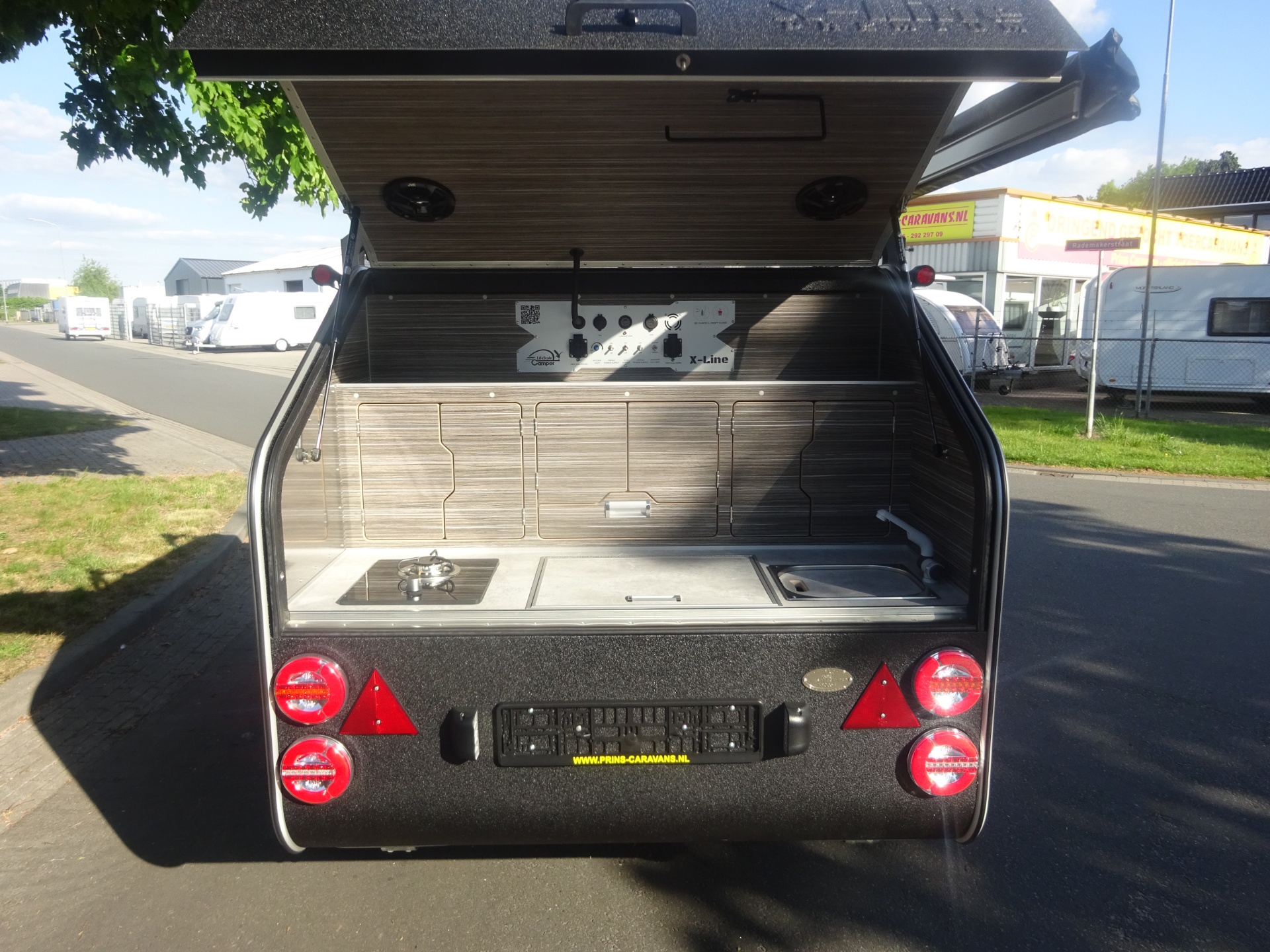 X-Line LifeStyle-Camper GERESERVEERD foto: 9