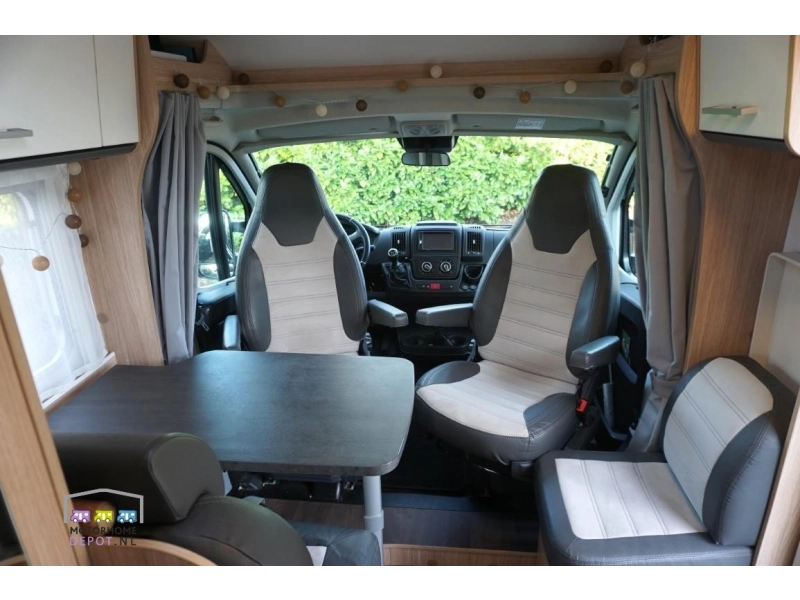 Sunlight V60 Adventure Edition  foto: 5