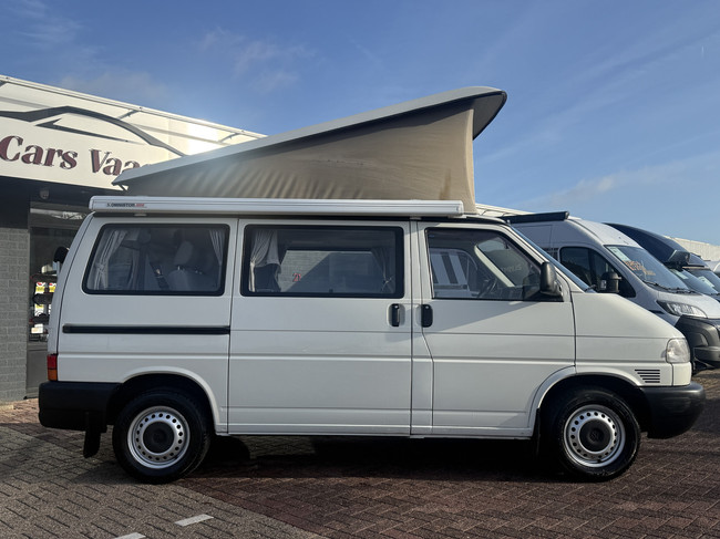Westfalia California COACH Volkswagen Transporter I D 50 KW einzigartiger Zustand!!! Buscamper Servolenkung Webasto Standheizung 4 Schlafpl&auml;tze Anh&auml;ngerkupplung Fahrradtr&auml;ger Aufstelldach Foto: 2