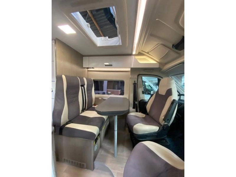Chausson V697 VIP Automatic, Single beds! photo: 6