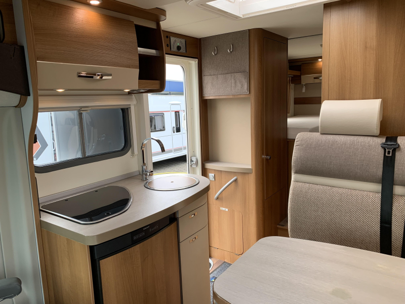 Knaus Van TI 600 ME -Enkele bedden-compact 