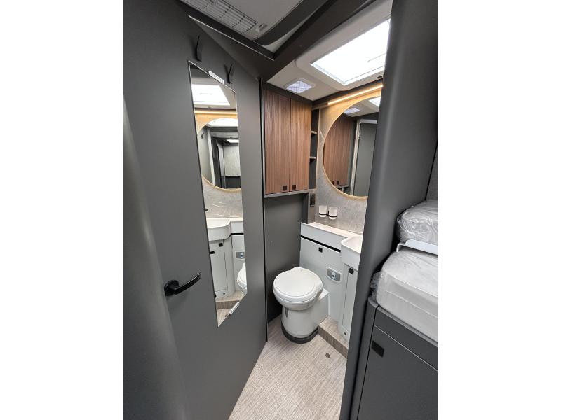 Hymer B-MC I 680 Foto: 12