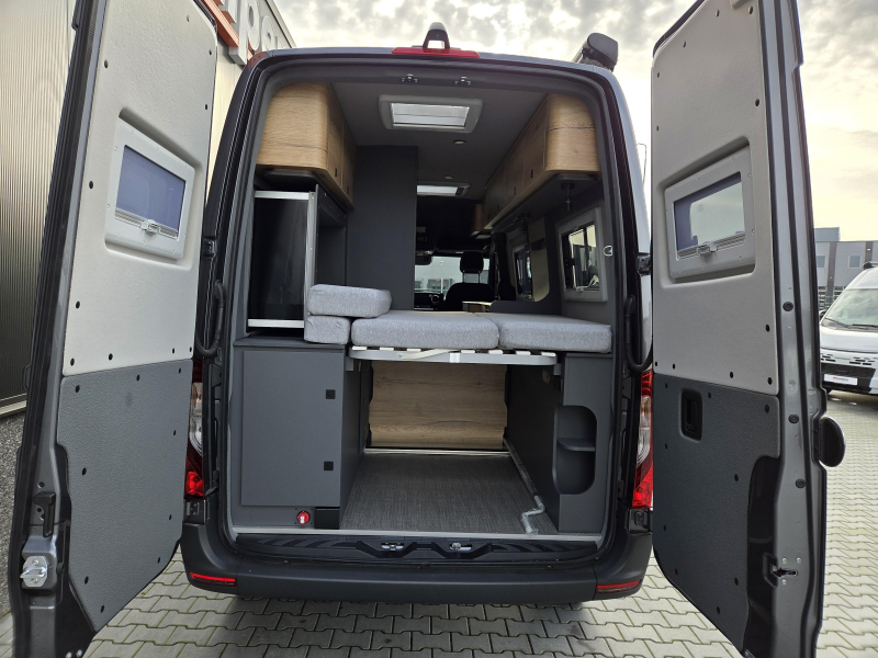 Clever Aventuro 600 4x4 Mercedes  foto: 17