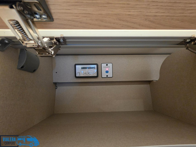 Hymer BMC-I 680 Blackline *170pk Automaat* Levelsysteem*Vol!! foto: 17
