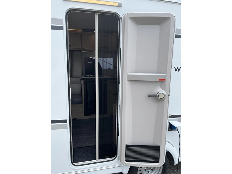 Weinsberg CaraOne Edition HOT 450 FU ACTIE MODEL  foto: 2